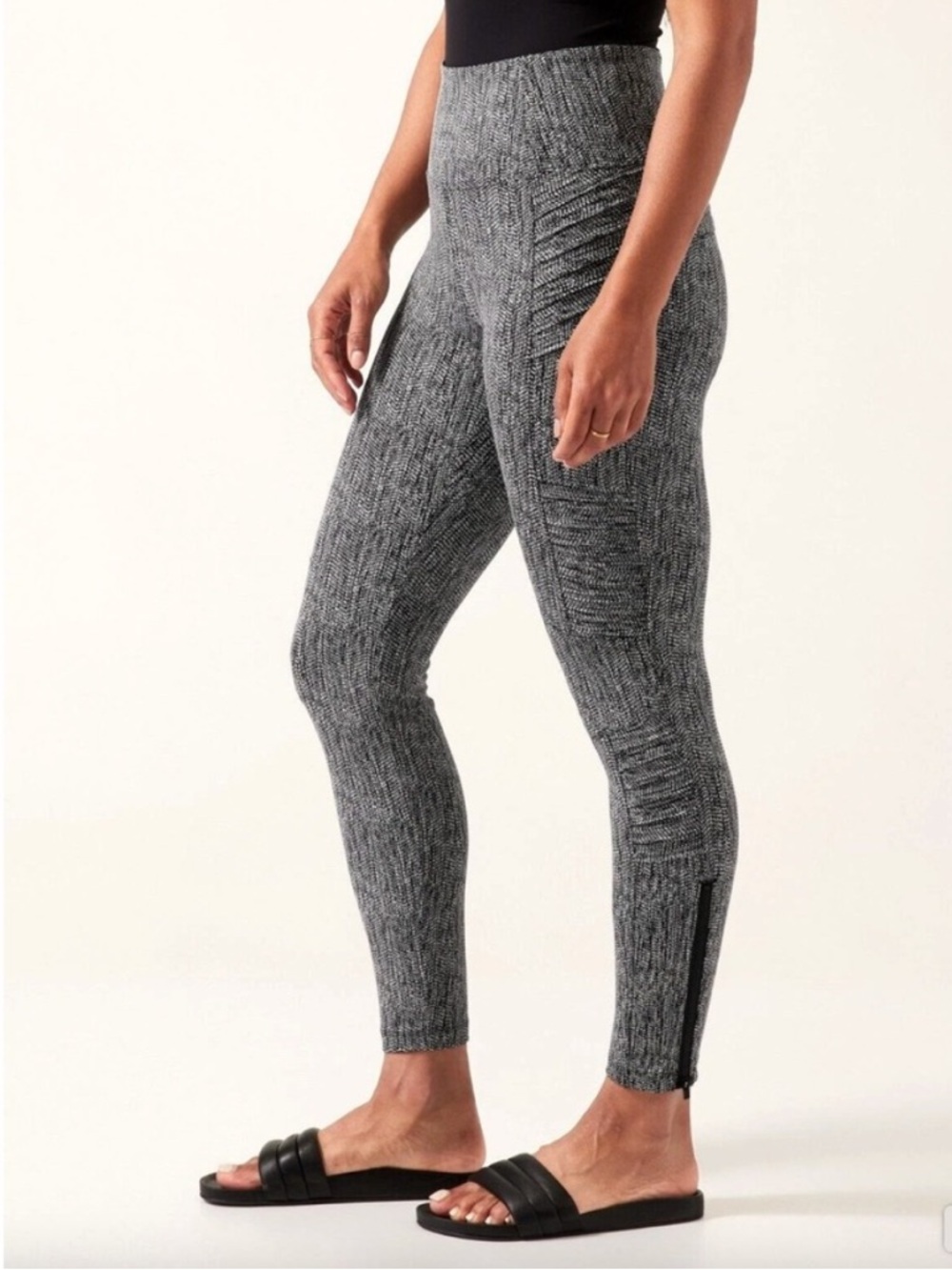 Athleta Black and White Delancey Textured Moto Tight Leggings Sz M/T